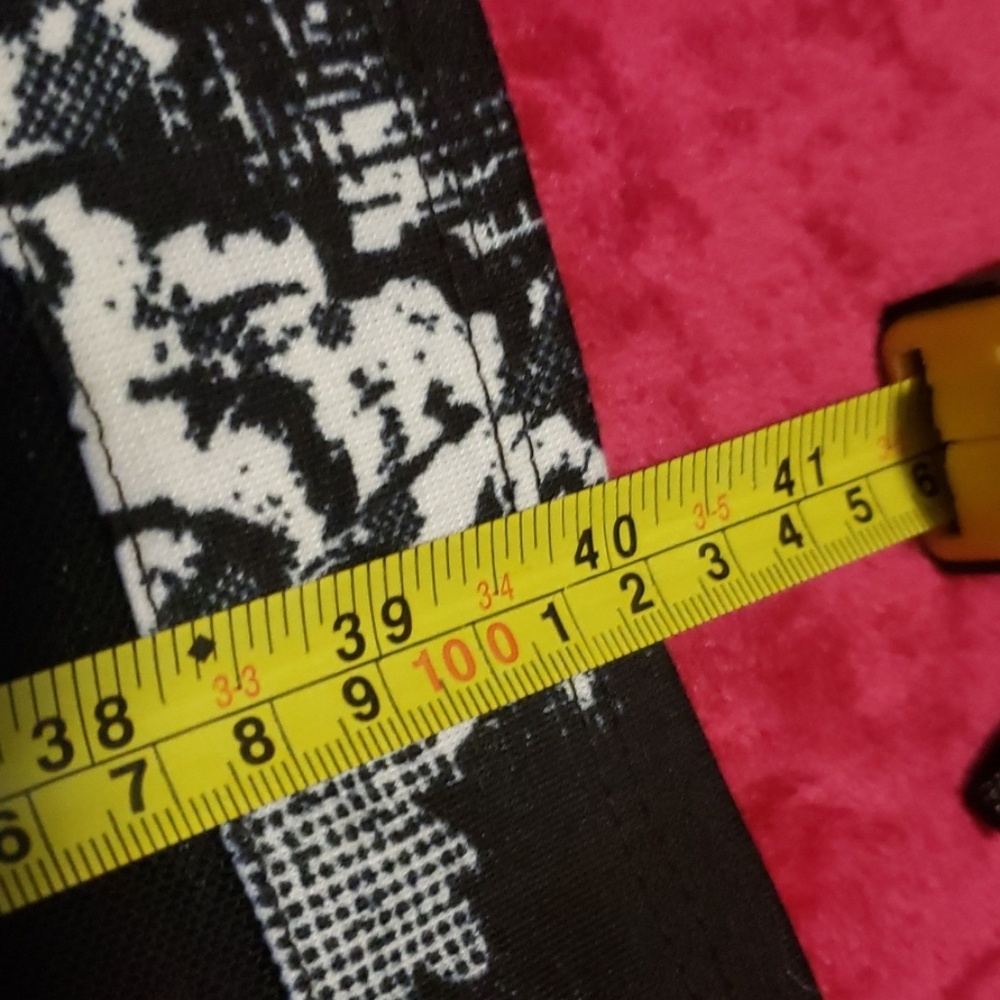 Material Girl - Picture 8 of 10